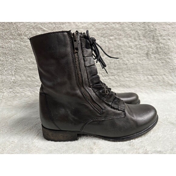 Betsey Johnson women distressed black Leather Steampunk Combat boots size 7 - Picture 3 of 10